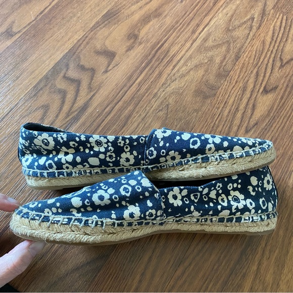 Tory Burch size 7 espadrilles - Picture 9 of 14